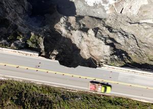 Image for display with article titled Highway 1 Closure Could Jeopardize the Big Sur Marathon.