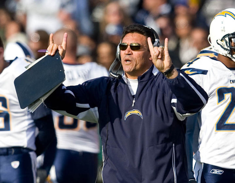 San Diego Chargers linebacker Larry English before an NFL pre