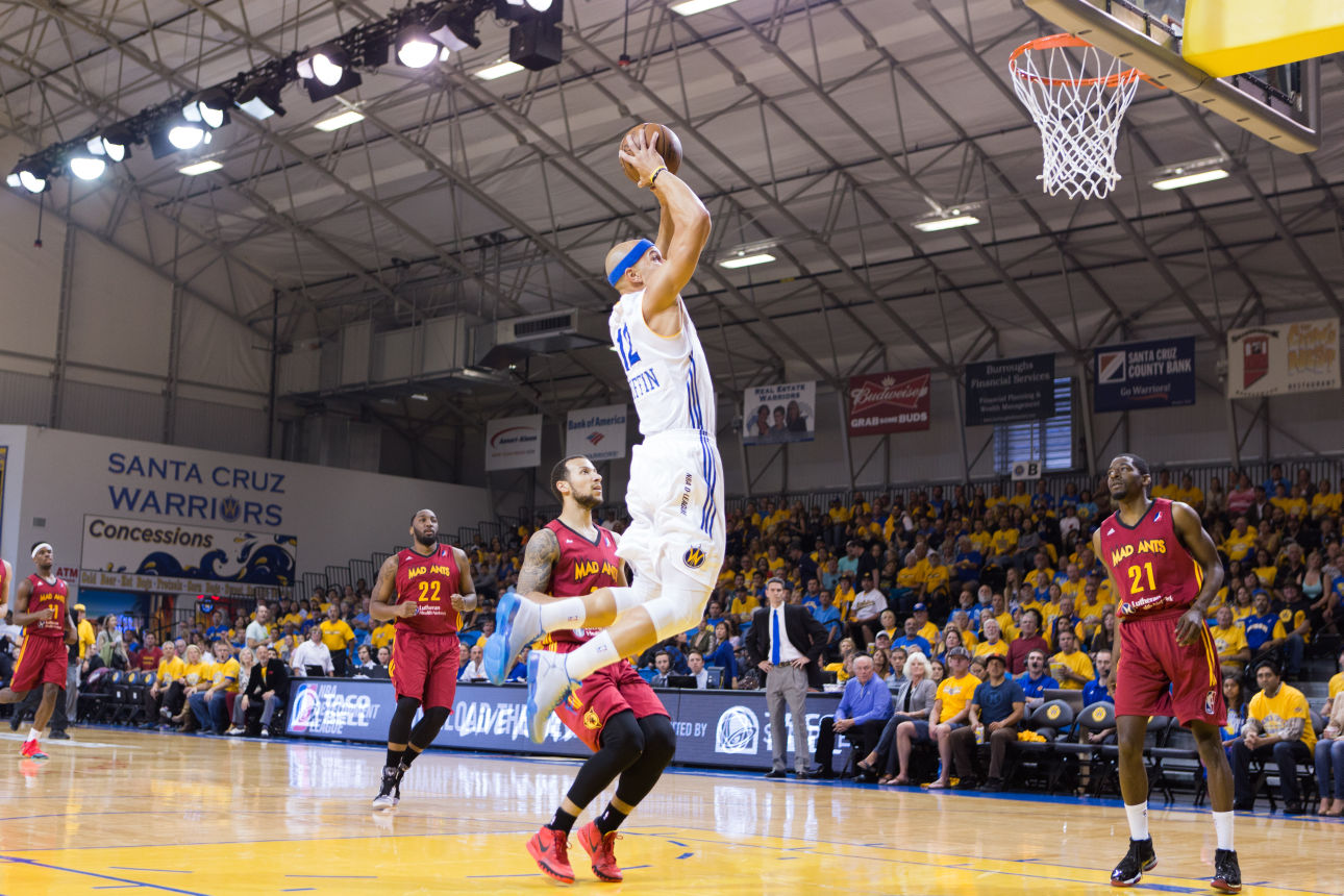 Santa Cruz Warriors toast first NBA D League championship with