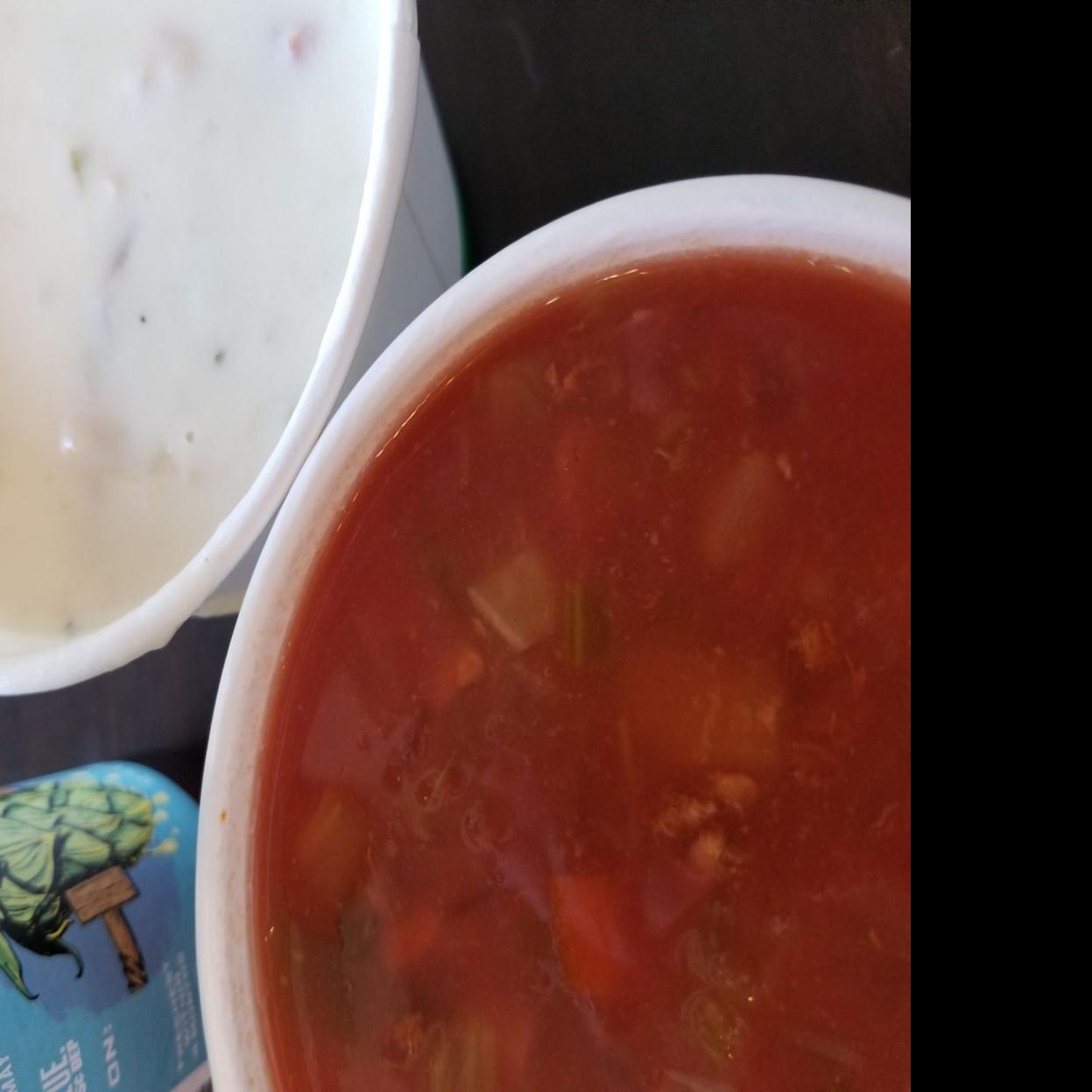 Burning Question Clam Chowder New England Or Manhattan Food Blog Montereycountyweekly Com