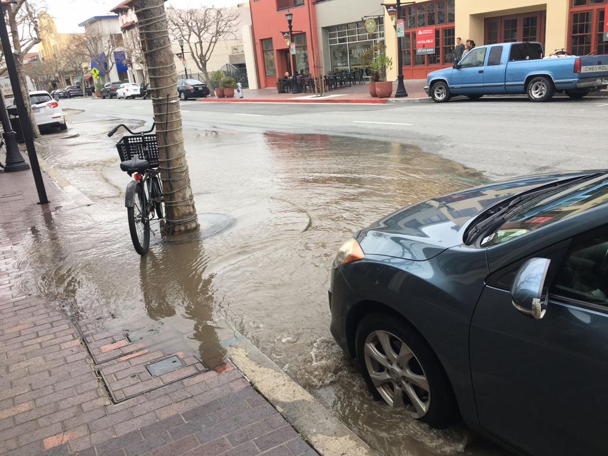 breaking-cal-am-water-main-fails-flooding-downtown-monterey-news