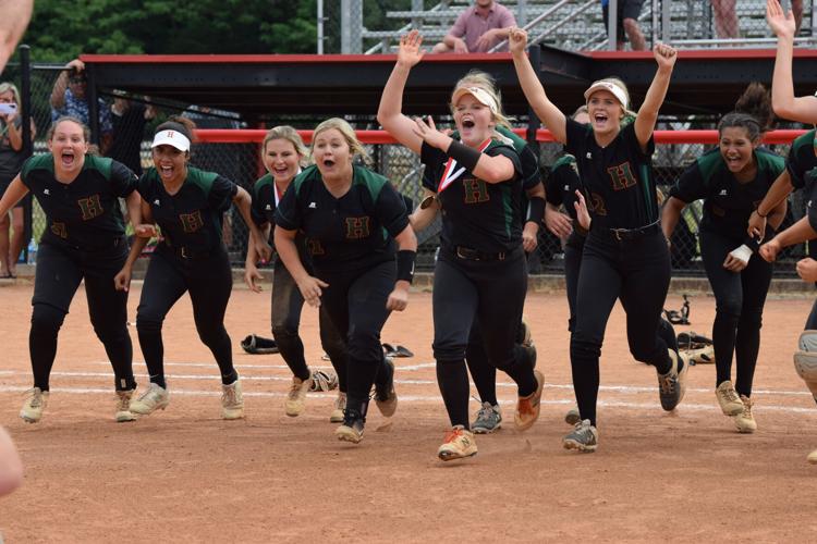 Hooper earns firstever fastpitch softball championship with win over
