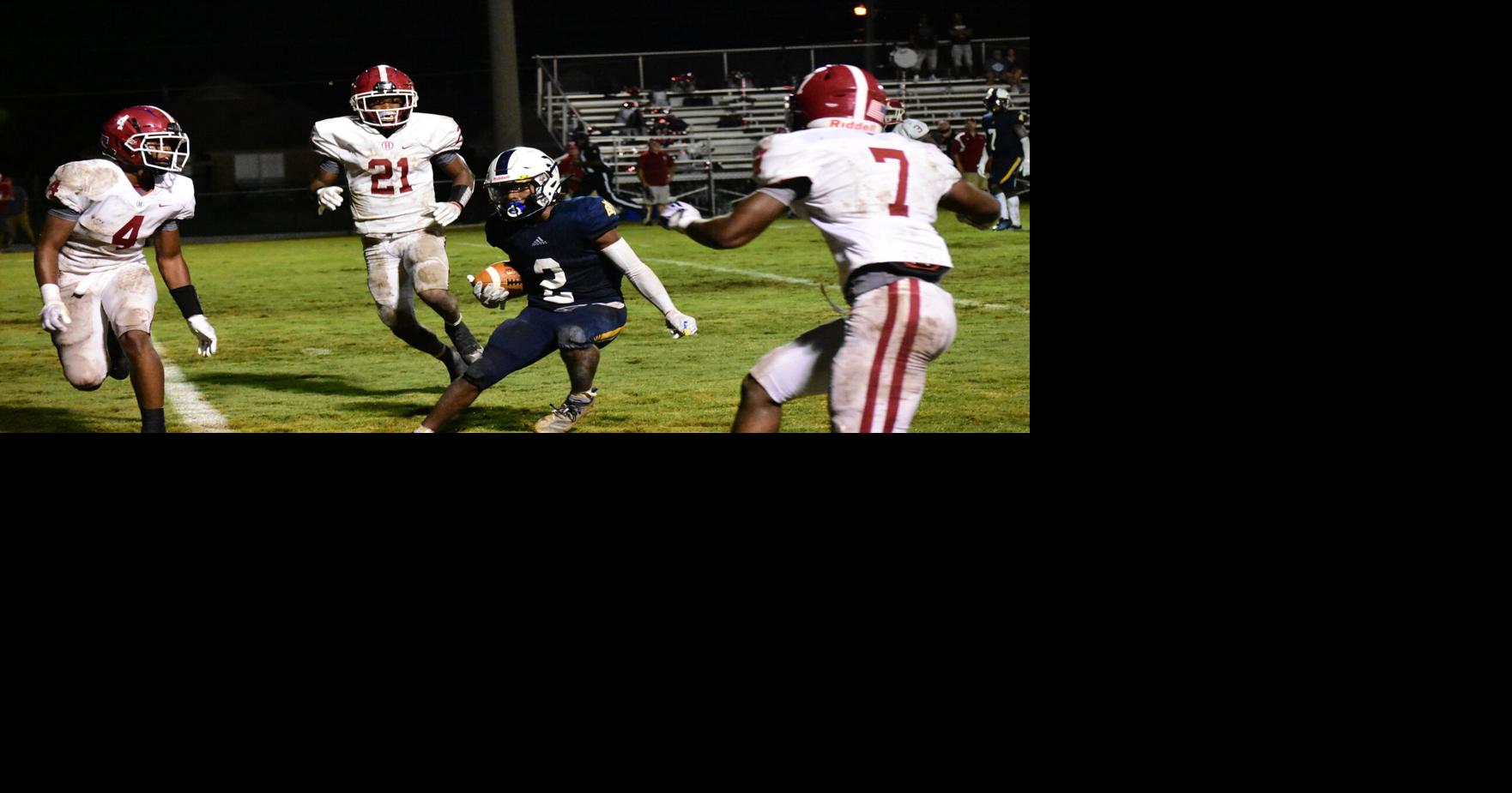 Handley Handily Takes Down The Trojans Sports