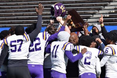 Springwood Title 8 man: Evangel uses big plays to beat Springwood for first state title ...
