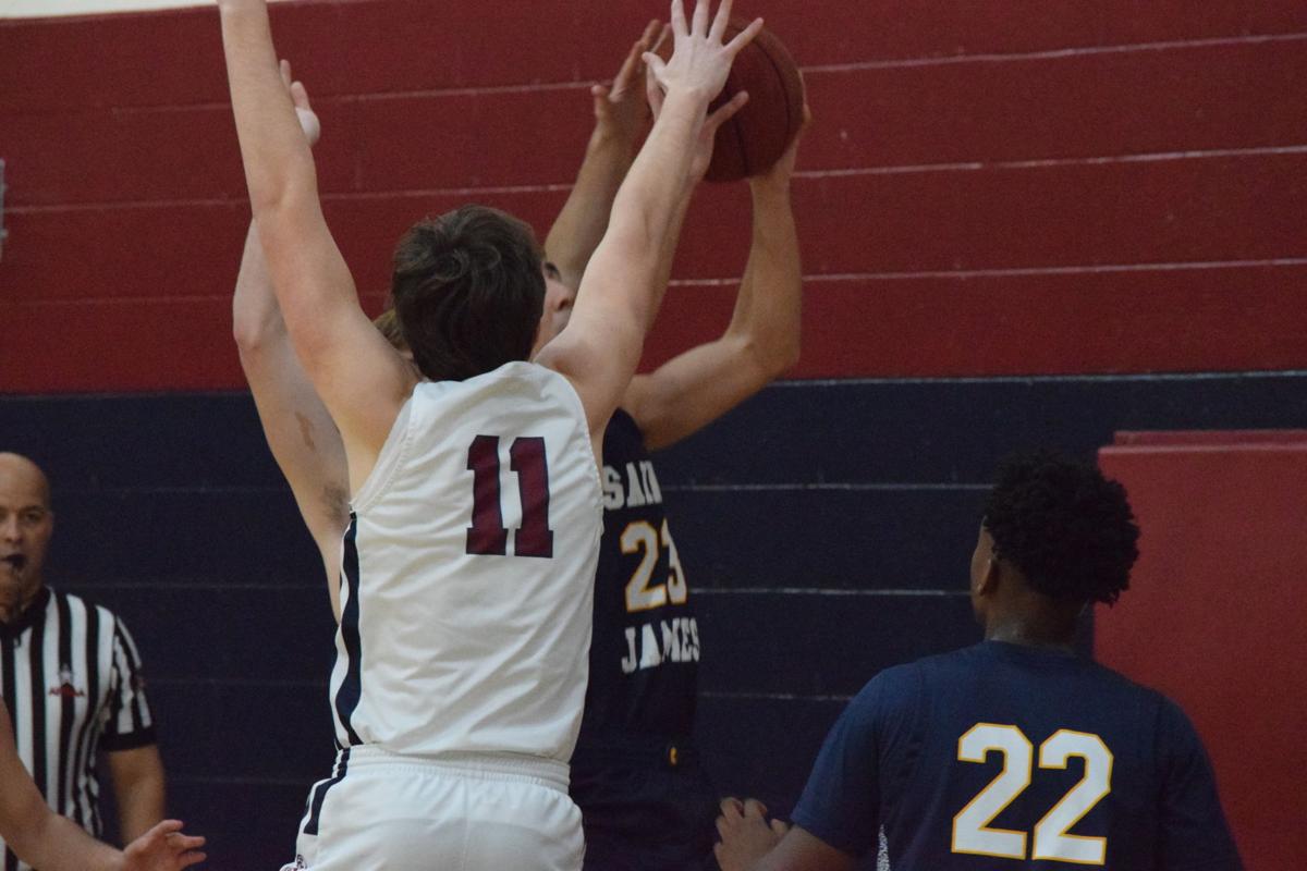 Montgomery Academy Runs Past St James Montgomeryindependent Com