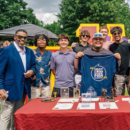 UNCG Enrollment Tops 19,000, Fueled by Largest First-Year Class Since 2019