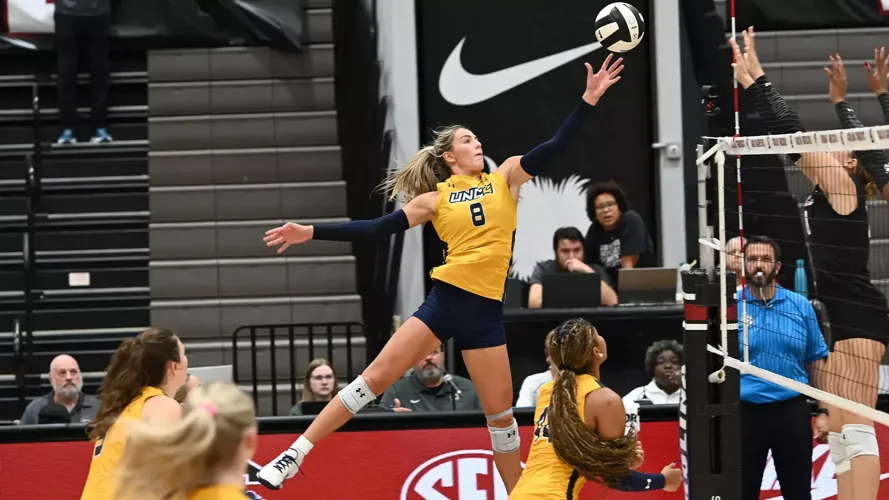 Volleyball Secures First Win of the Season Over Northeastern