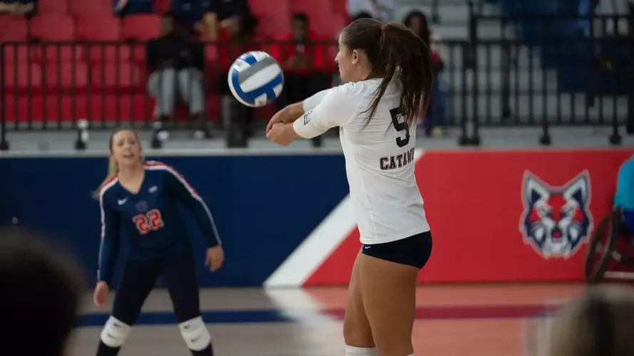 Women’s Volleyball Falls to Lenoir-Rhyne 3-1