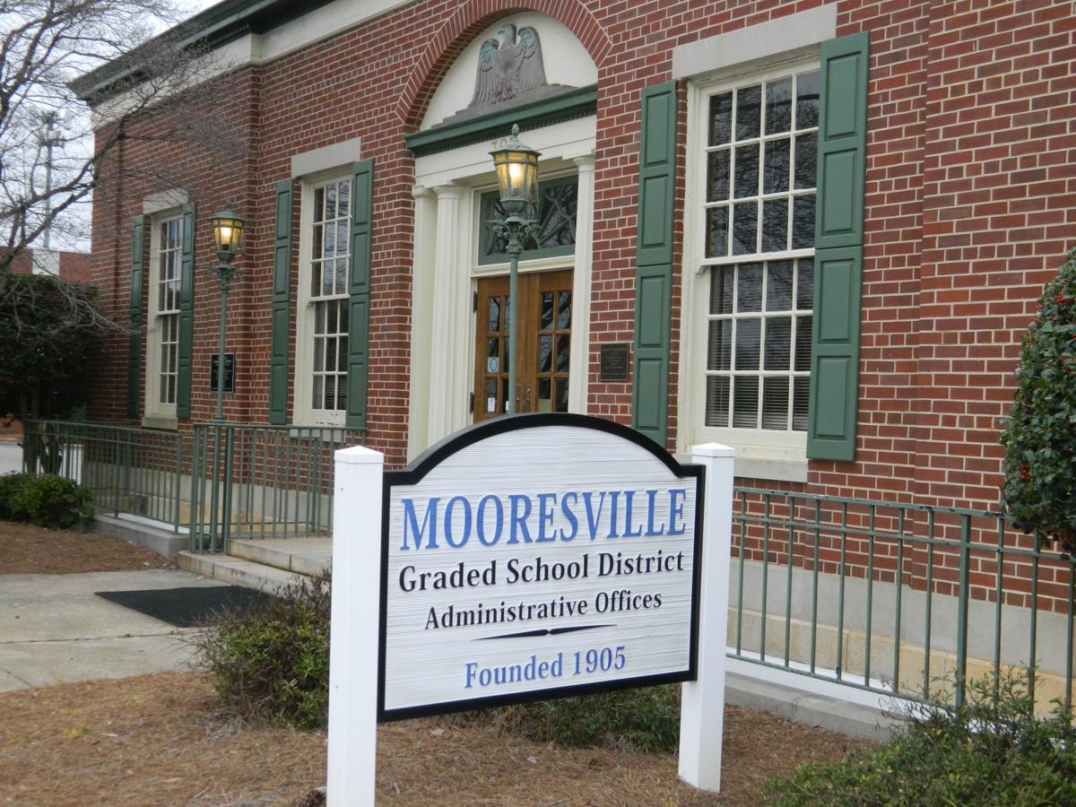 Mooresville Graded School District proposes changed schedule for 2020