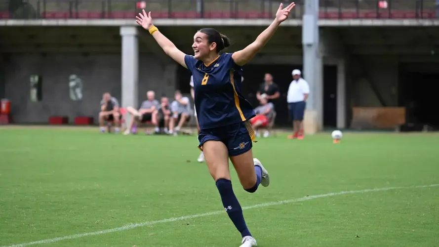 Women’s Soccer Defeats VMI, 4-2, in SoCon Road Match