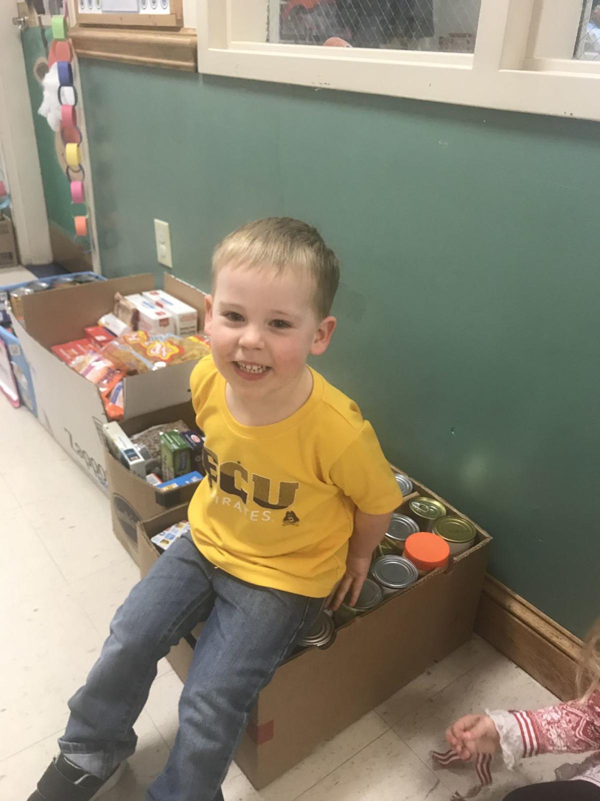 Chesterbrook Preschool Students Donate 1 000 Food Items To Soup