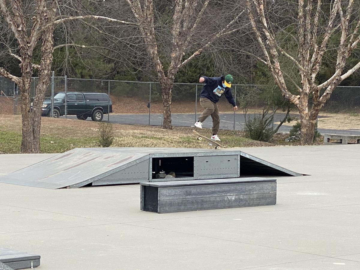 skate2.jpg