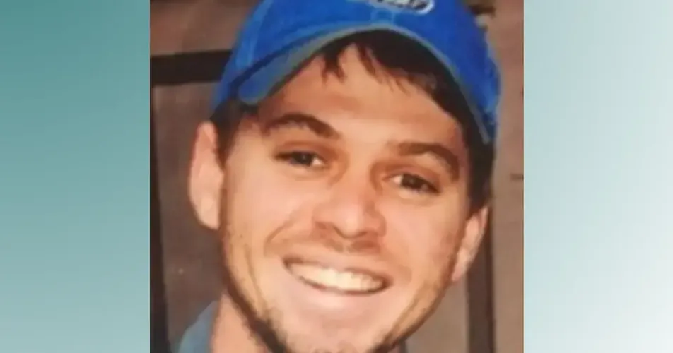 Scholarship for Starmount High School graduates memorializes young father, business owner