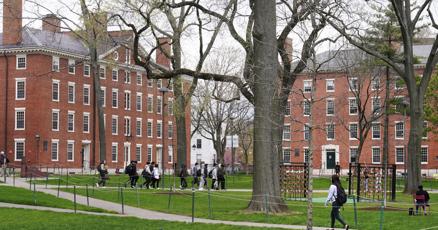 In landmark decision Supreme Court strikes down affirmative action in college admissions In landmark decision Supreme Court strikes down affirmative action in college admissions