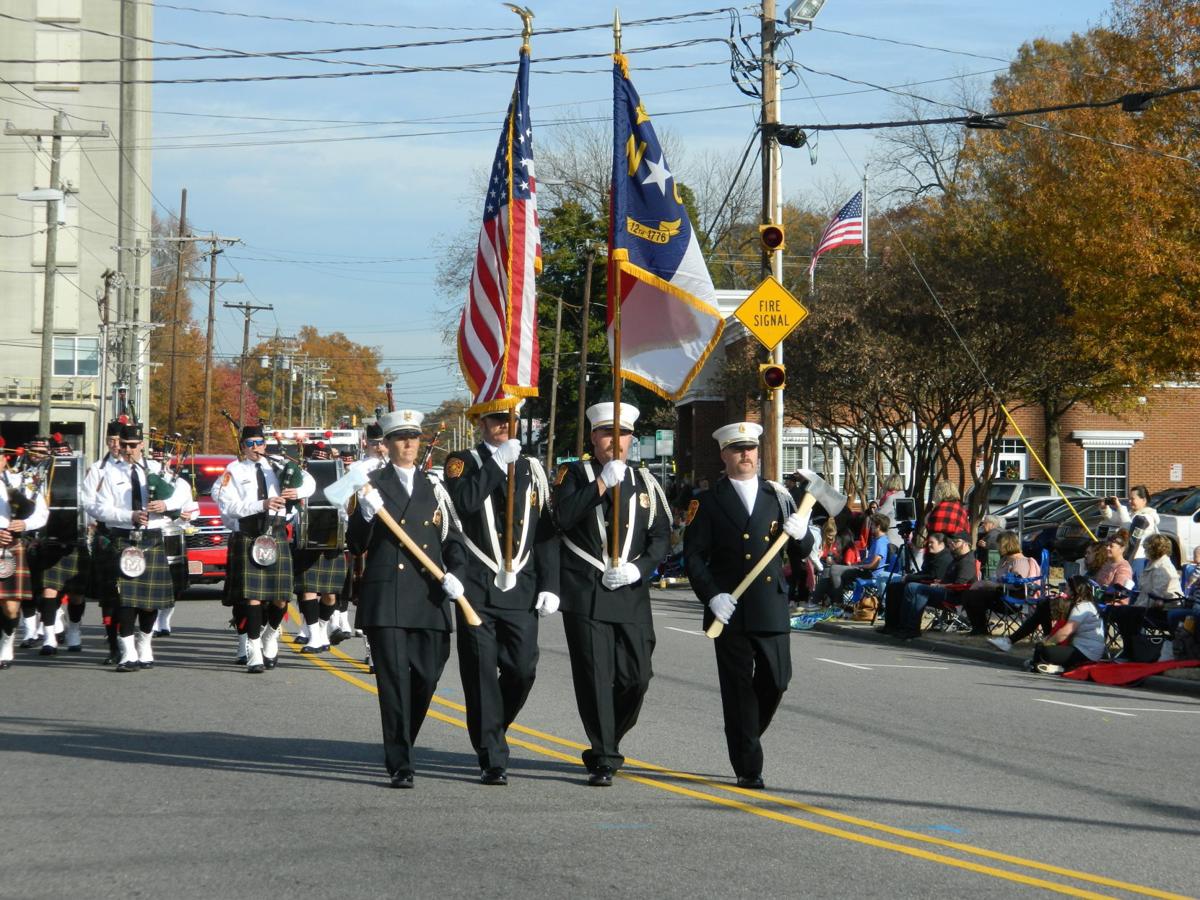 Mooresville Christmas Parade 2021