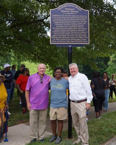 Garfield/Green Street National Historic District Celebrated with Community Sign Unveiling