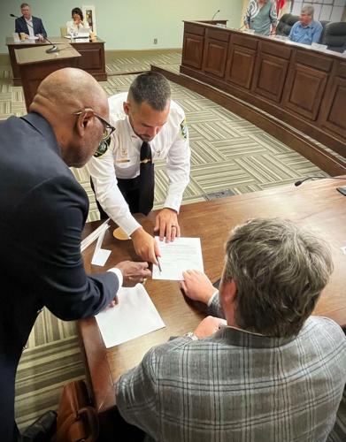 Madison Swears In New Police Chief | News | morgancountycitizen.com