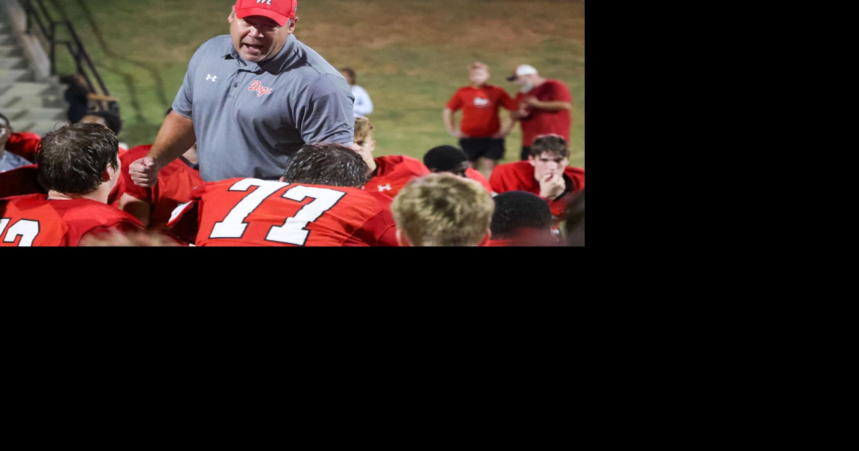Dogs have 6A Mountain View Friday night