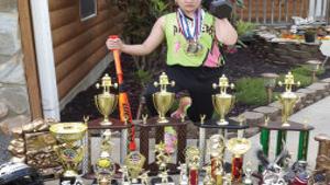 Eleven Year Old Powerlifter Finds Self Confidence Success In - iron mace blox piece