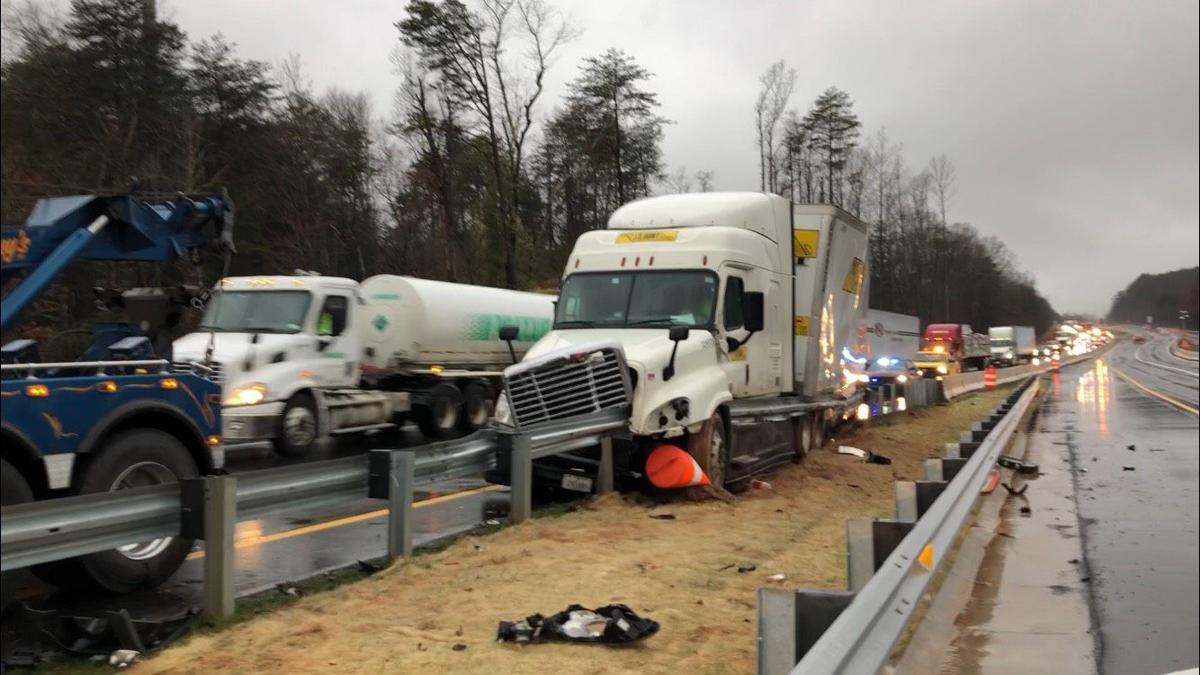 BREAKING Multiple wrecks cause traffic backup on I40