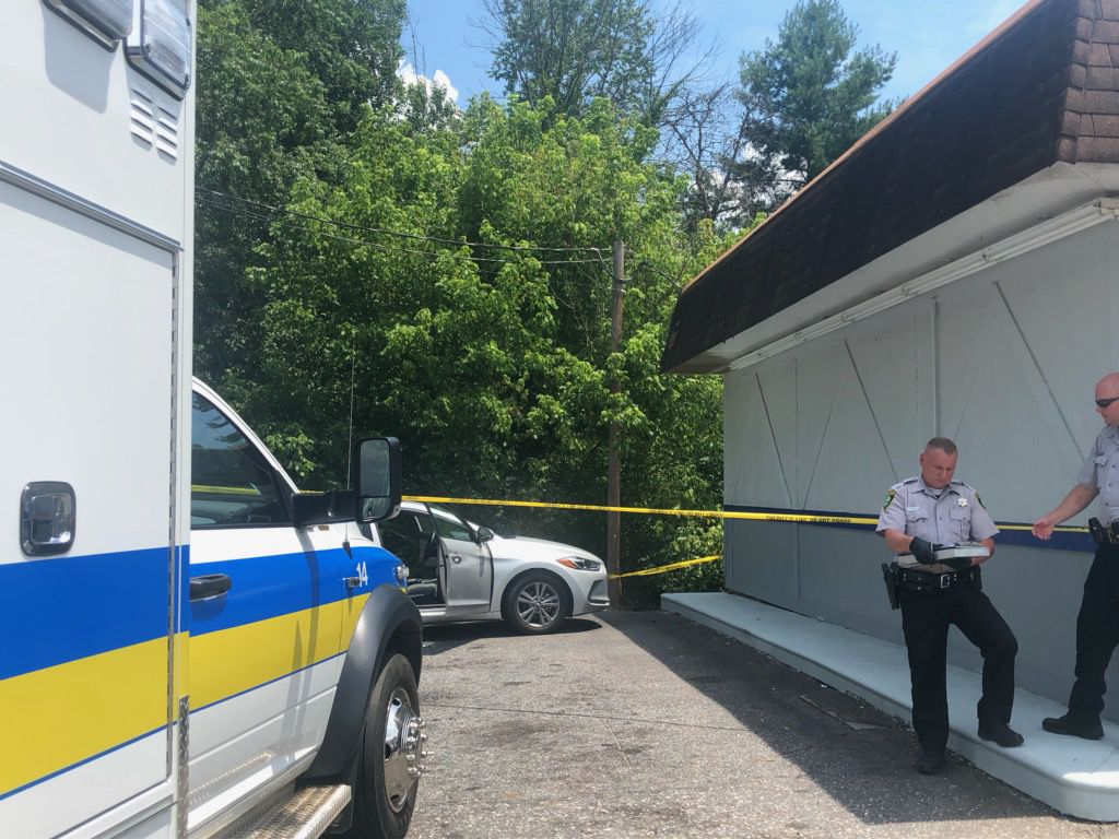 BREAKING Police investigating selfinflicted gunshot at gas station