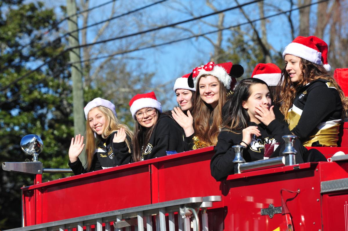 PHOTOS Rutherford College 2017 Christmas Parade Gallery