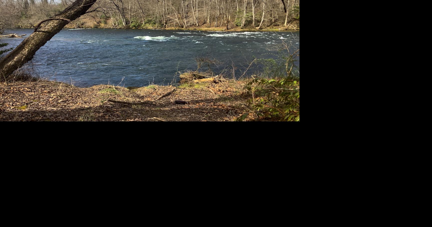 Easements to facilitate conservation of lake, river