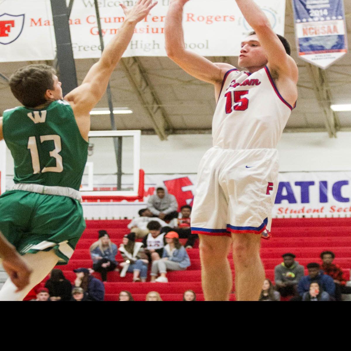 Davis Garner Pick Up Slack As Freedom Stays Perfect Sports