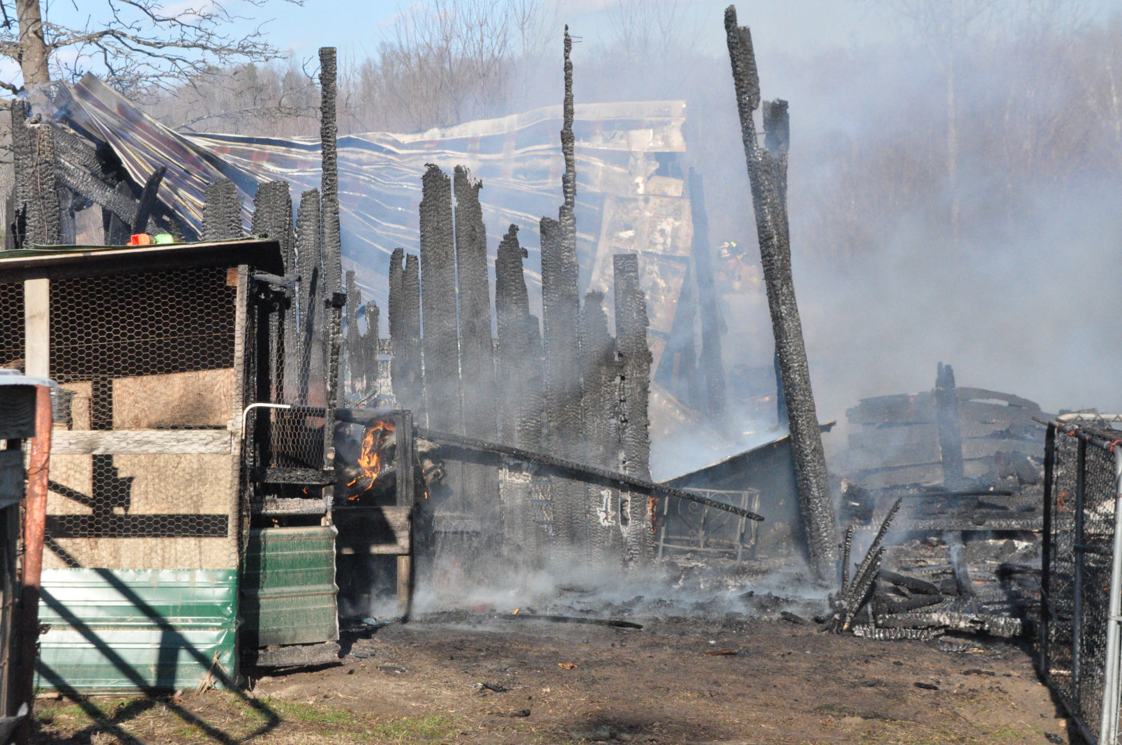 Fire Destroys Barn, Kills Livestock (w/ Video) | News | Morganton.com