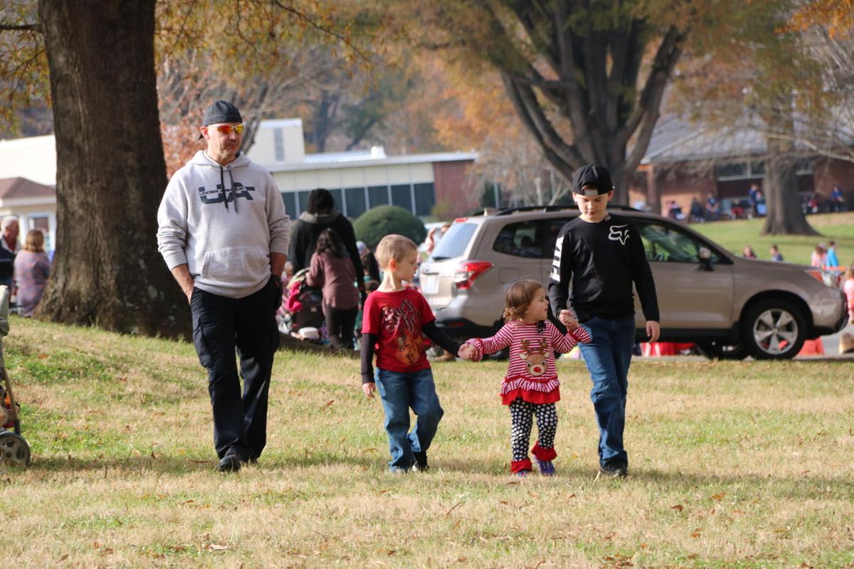 PHOTOS J. Iverson Riddle Center 2017 Christmas Parade Gallery