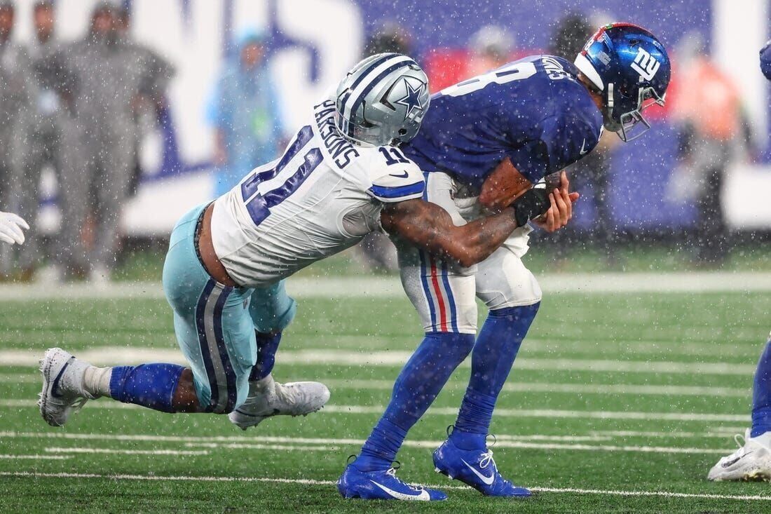 NFL: Dallas Cowboys at New York Giants, Fieldlevel