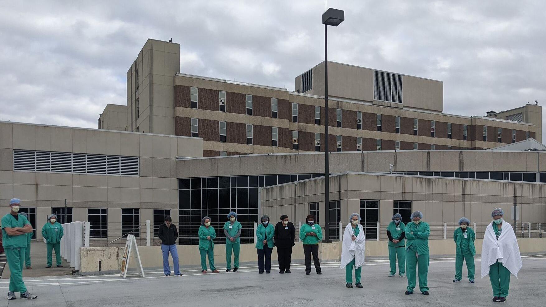 Pastors gather with hospital workers to pray ahead of vaccine - Vimarsana News