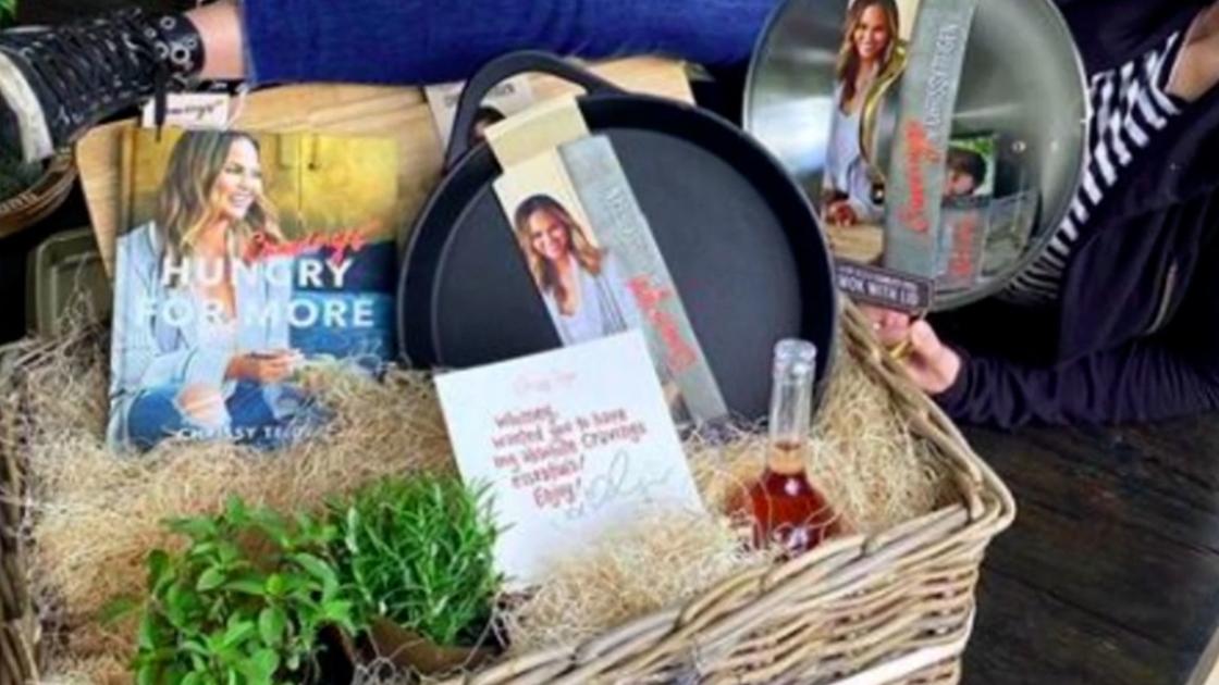 Chrissy Teigen Calls Out Rich Friends For Asking For Free Products Video Morganton Com