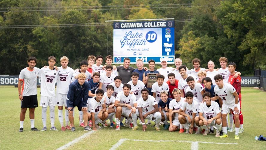 Magalhães Lifts Men’s Soccer Over Wingate 3-1 To Stay Unbeaten