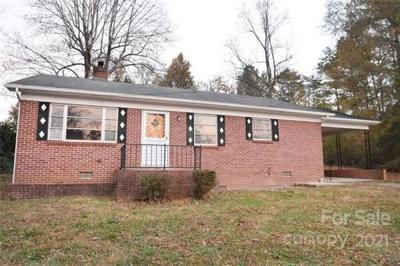 3 Bedroom Home in Hickory - $109,900