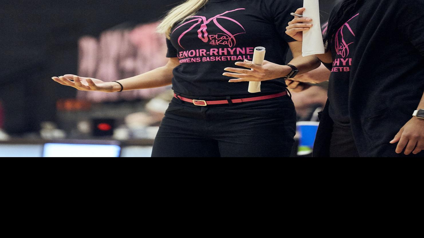 L R Women S Basketball Coach Sealey Resigns Sports Morganton Com