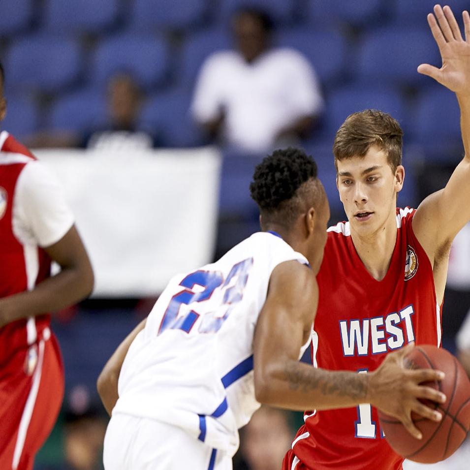 Abee Keys Record Blowout Win In East West Boys Basketball Game