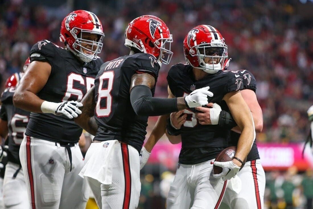 Falcons to debut all-white uniforms vs. Packers on Monday night