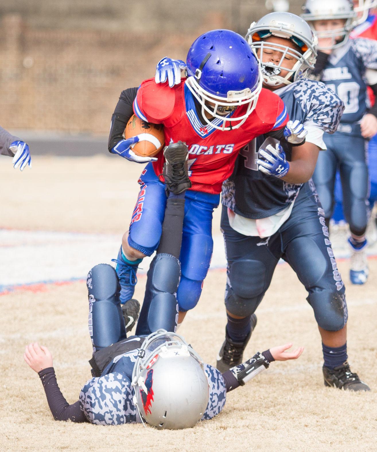 PHOTOS Youth football championship Saturday