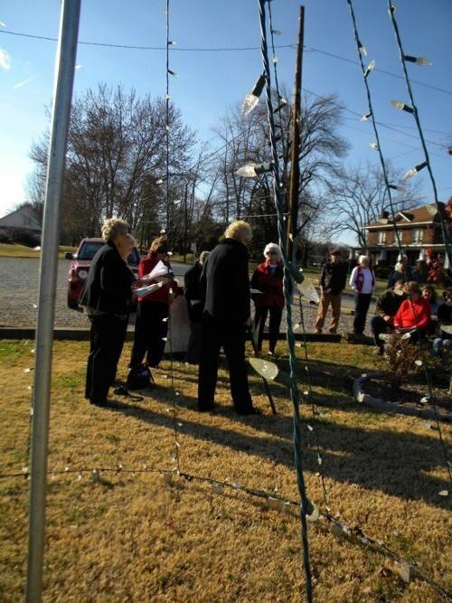 Glen Alpine Memorial Tree lighting ceremony