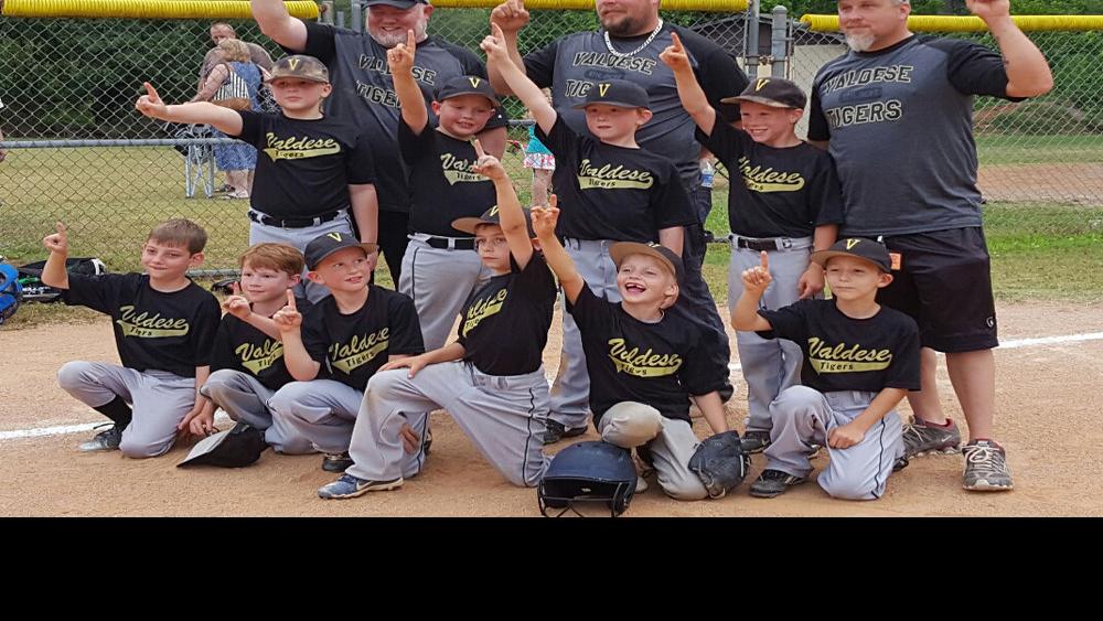 Valdese No. 1 pee wee baseball team completes undefeated season
