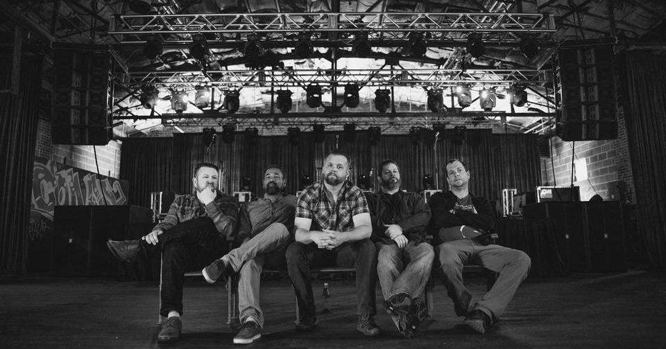 Scott Moss & the Hundred Dollar Handshakes up next at TGIF - Vimarsana News