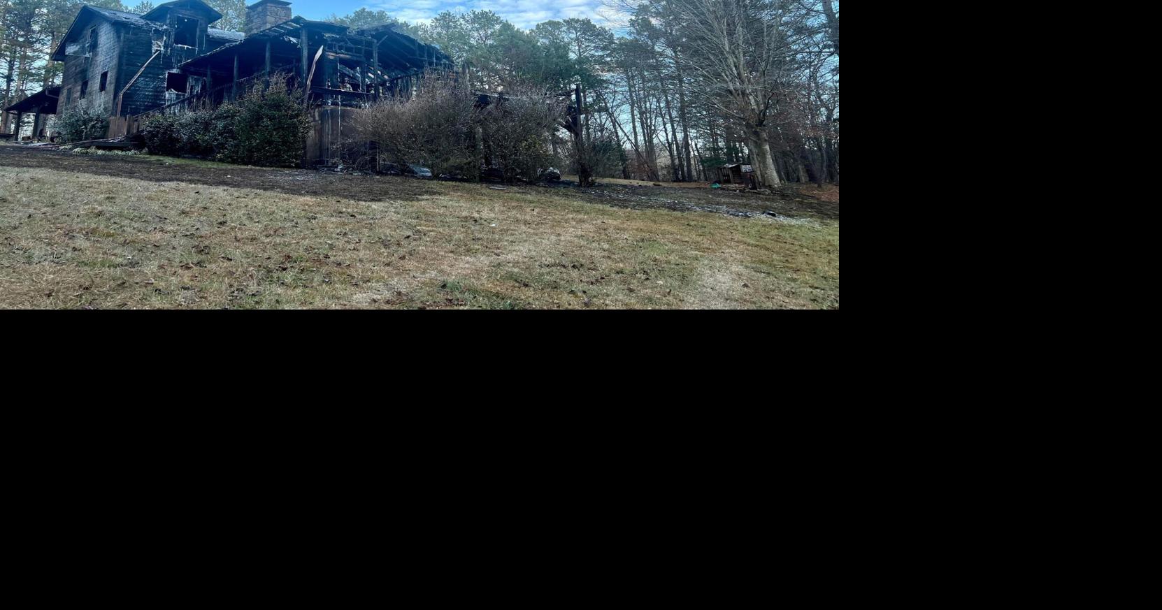 Community rallies behind officer after house fire