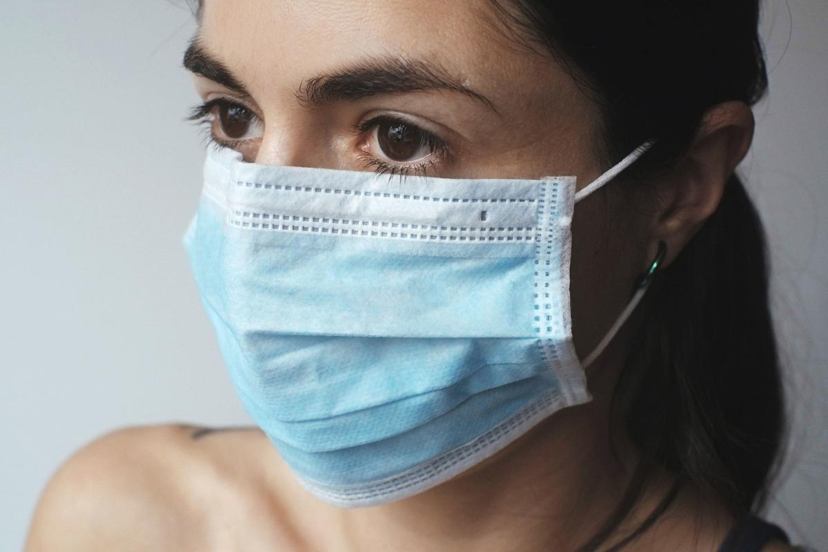 woman wearing mask