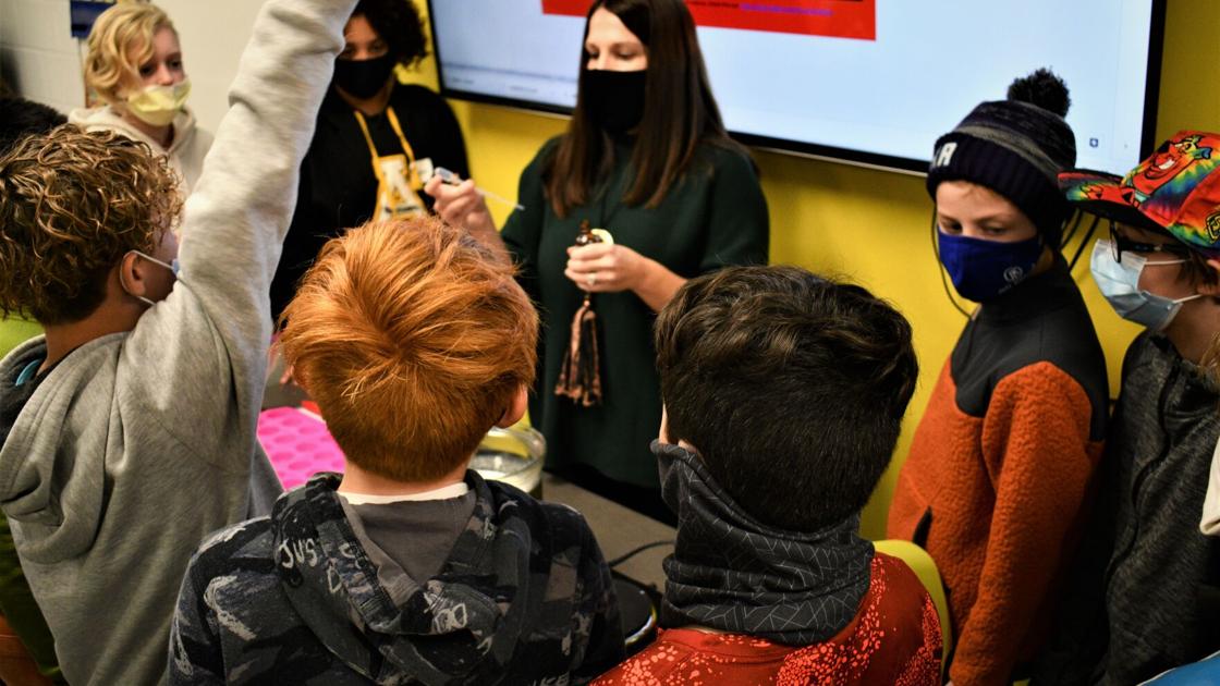 Estudiantes de Burke se asocian con empresas locales | educación Estudiantes de Burke se asocian con empresas locales | educación