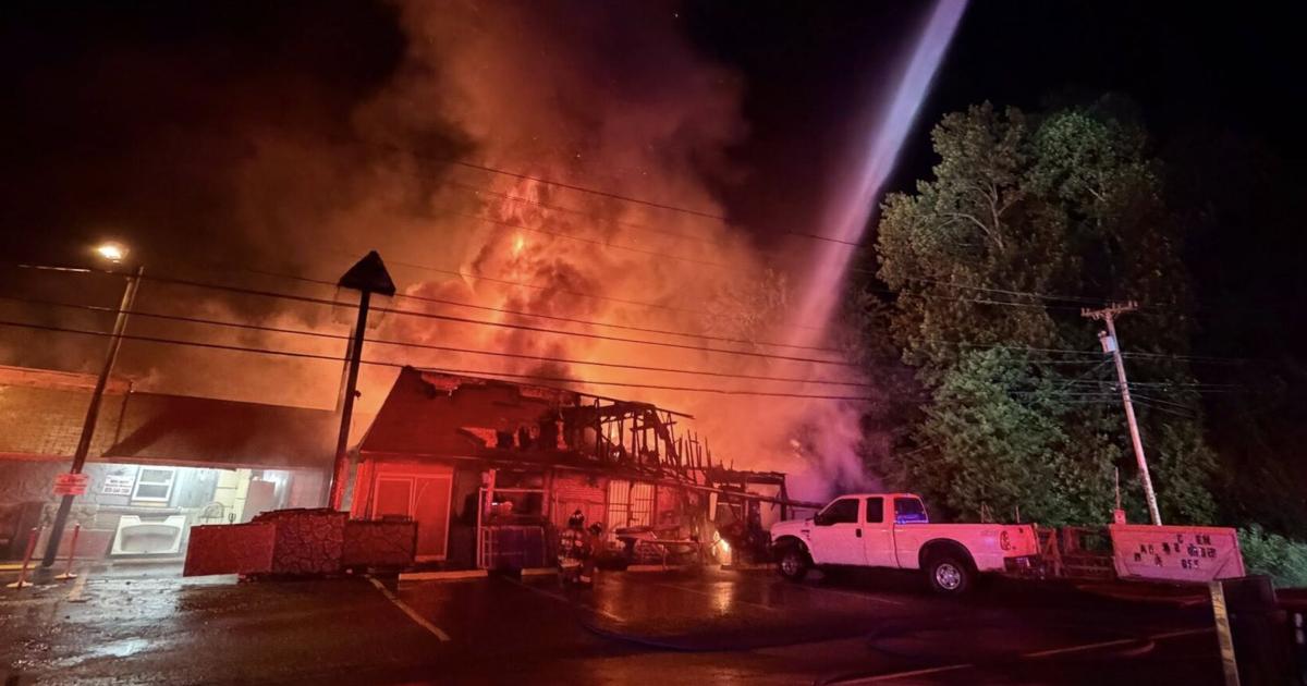 Early Thursday morning fire destroys half of building in Morganton; 3 people evacuated
