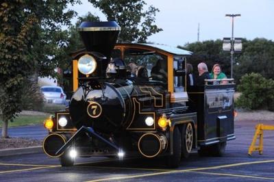 Valpo Chamber, PNC Porter County host official Purdue mascot