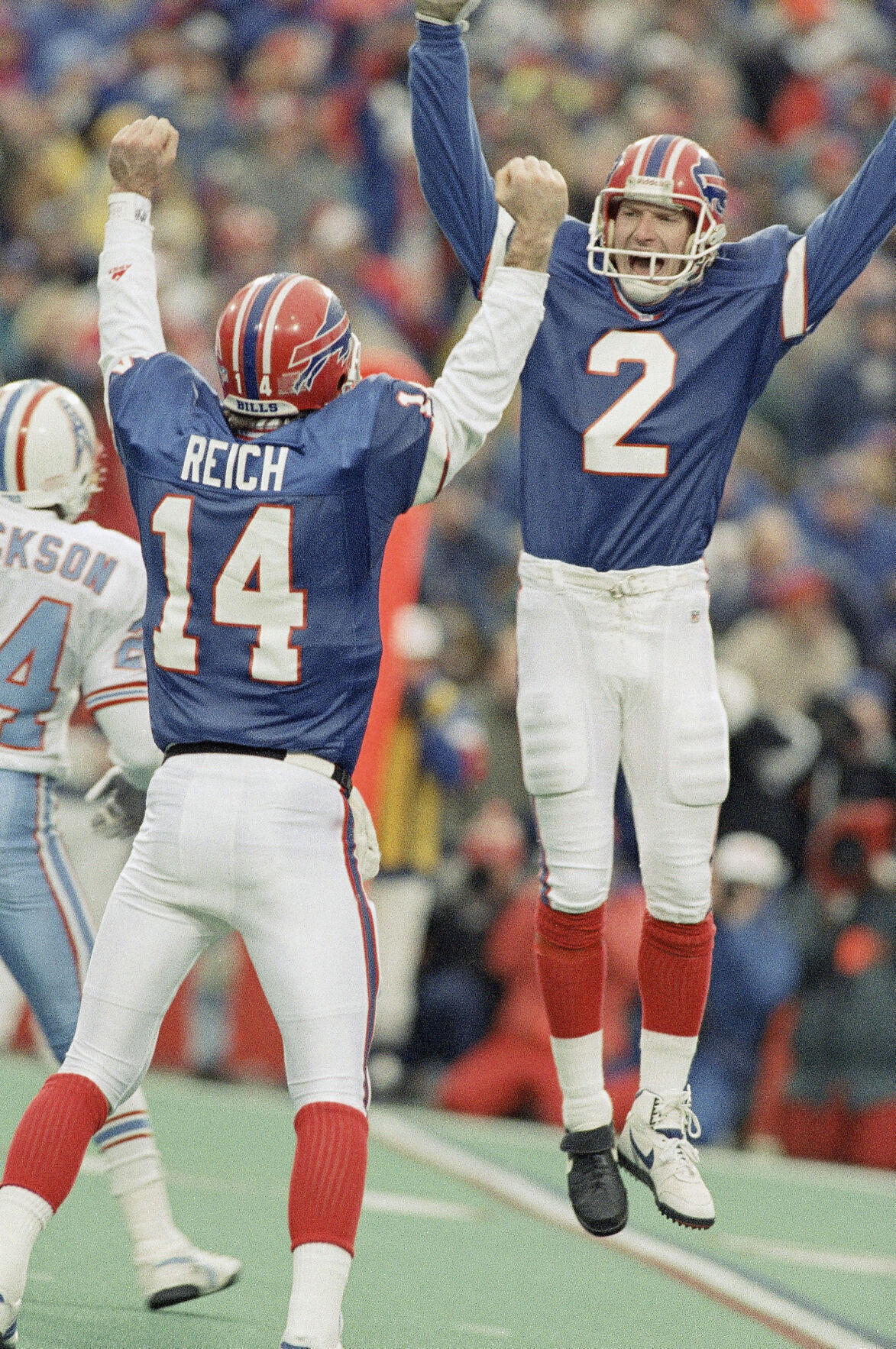 Buffalo Bills: The best moments in the throwback uniforms