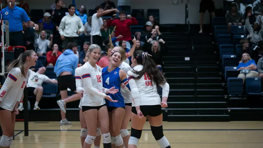 King Outlasts Young Harris in Five-Set Conference Carolinas Showdown