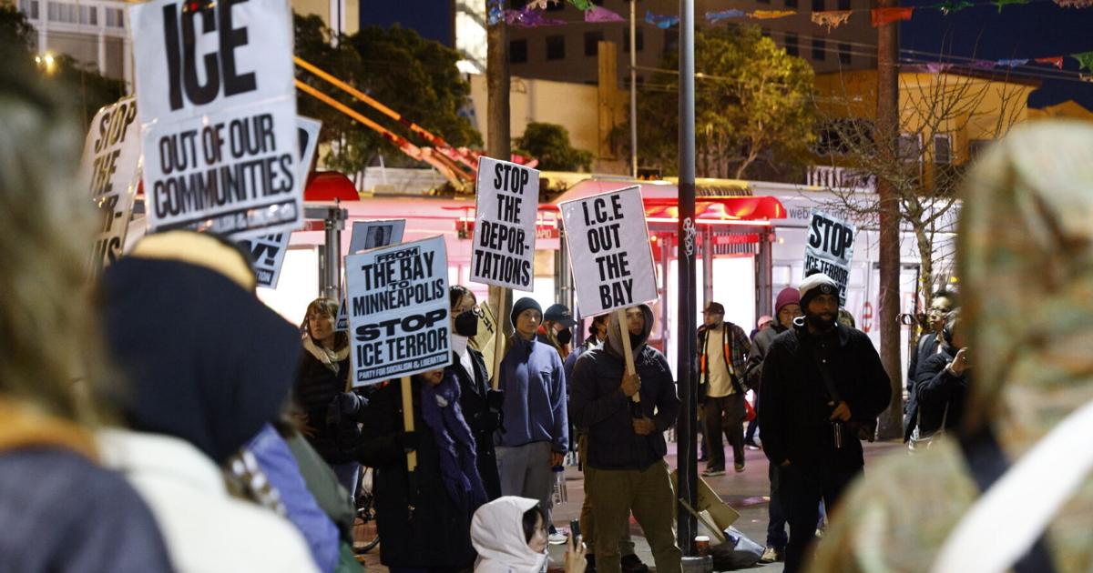 Immigration officers shoot and wound 2 people in Portland, Oregon, authorities say